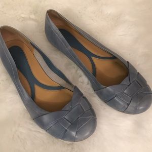 Like NEW Light Blue Naturalizer Flats